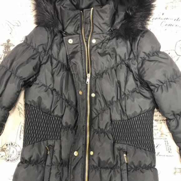 Via Spiga Women's Diamond Quilted Down Coat with Faux Fur Collar - Picture 4 of 6